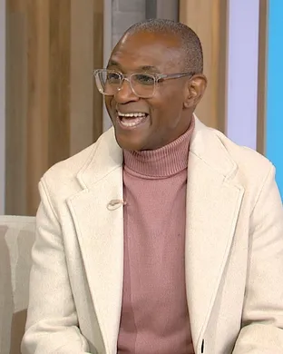 Tommy Davidson  St. Louis
